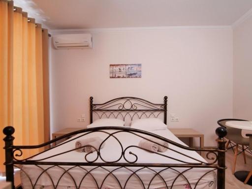 Vironas Hotel Химара Экстерьер фото