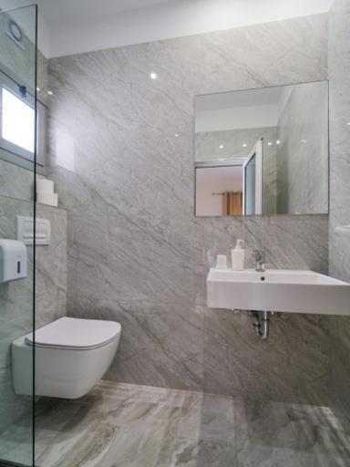 Vironas Hotel Химара Экстерьер фото
