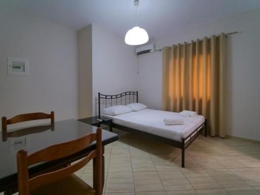 Vironas Hotel Химара Экстерьер фото
